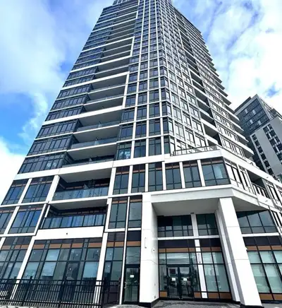 1 Bedroom + Den & 1.5 Bath $2,500 month | 1+1 Bed | 1.5 Bath | + 1 Parking + 1 Locker UTILITIES INCL...