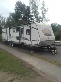 Camper trailer 