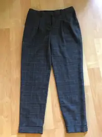 Ladies Jones New York black stretch tweed dress pants $15 size 4