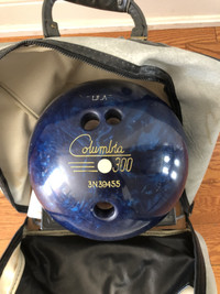 Vintage 1970s Blue Columbia 300 Bowling Ball + Ajay bag