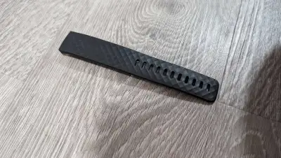 Fantastic part of HR 3 Charge Band. Plus into one side. In excellent condition.