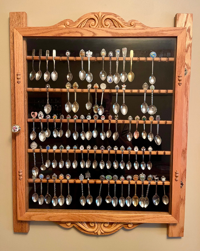Collector Spoons in Arts & Collectibles in Kitchener / Waterloo - Image 2