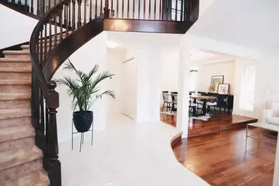 Executive House for Rent