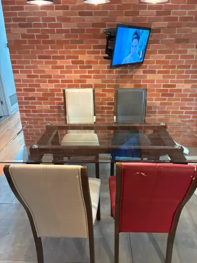Table de cuisine avec 4 chaises, View more