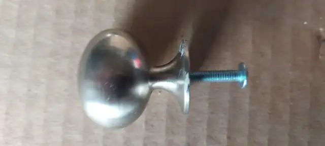 Cabinet Door Knobs Oval in Cabinets & Countertops in Calgary - Image 4