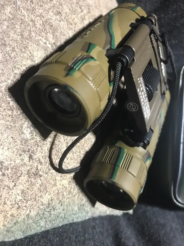 Simmons Realtree Binoculars62864365703682121