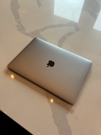 MacBook Air 9,1  (2020) Intel Core i3/8go ram/256go SSD