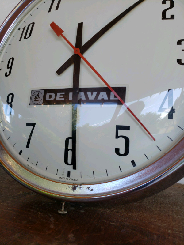 Horloge "De Laval".
 dans Art et objets de collection  à Victoriaville - Image 2