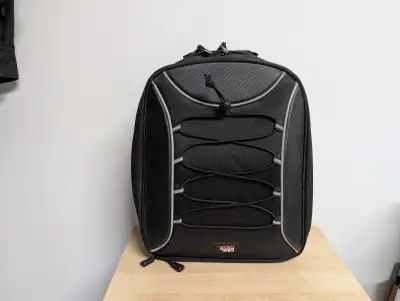 Selling a KEMIMOTO Motorcycle Tail Bag or Helmet/Storage. Good condition. Theres a faint mark on the...