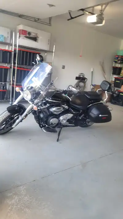 Excellent condition 2016 Yamaha V Star 950 Tourer with an exceptionally low 2,504 km. This bike has...