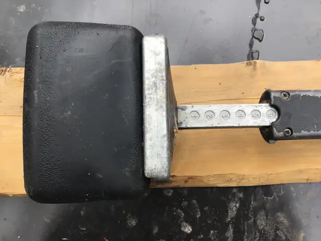 Adjustable Carpet Knee Kicker63904276844675122