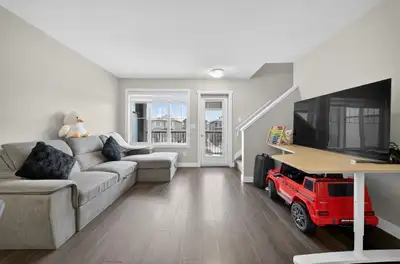 Townhouse for Rent in Tamarack – Edmonton 16-1530 Tamarack Blvd NW, Edmonton, AB T6T 2E6 Beautiful a...