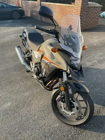 Moto - Honda - CB 500 - 2016 in Touring in Laval / North Shore - Image 4