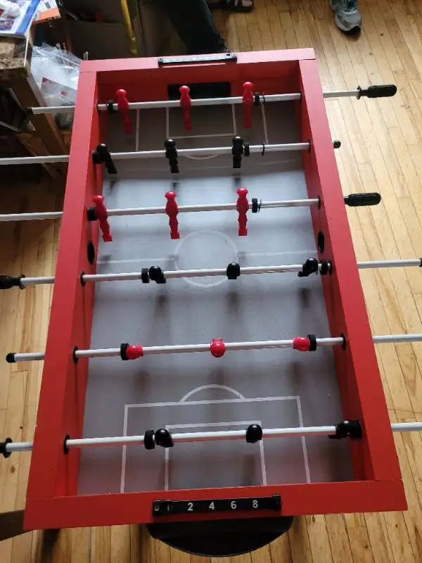 CHILDRENS FOOSBALL TABLE PRICE FIRM CASH ONLY KELLIGREWS PIC UP in Toys & Games in St. John's - Image 4
