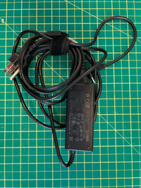 HP laptop power adapter