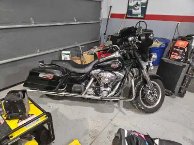 2005 Electra glide 84000 km looking to get 6500 obo