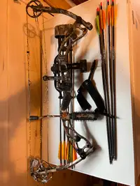 Compound bow, left handed Martin Pantera