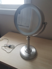 Makeup Mirror with light