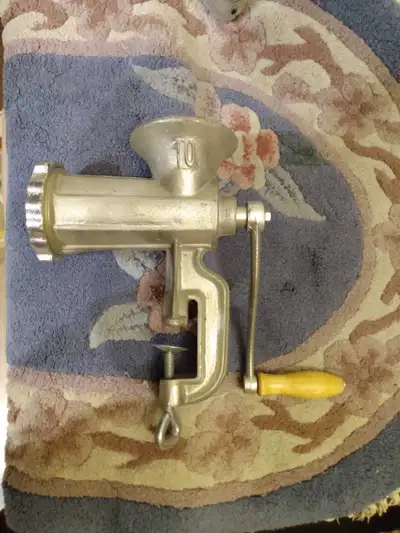 I'm offering a new meat grinder, perfect for making your own delicious sausages and ground meats at...