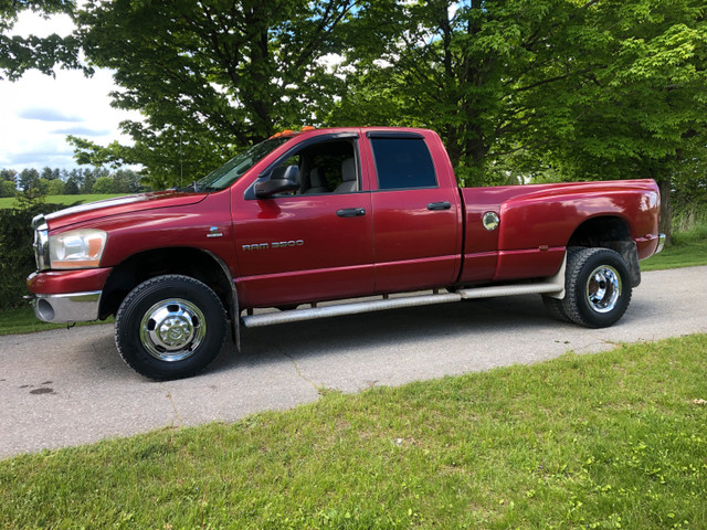2006 Dodge Ram 3500 dually 4x4 in Cars & Trucks in Oakville / Halton Region - Image 3