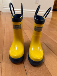 Hatley rain boots - size 5