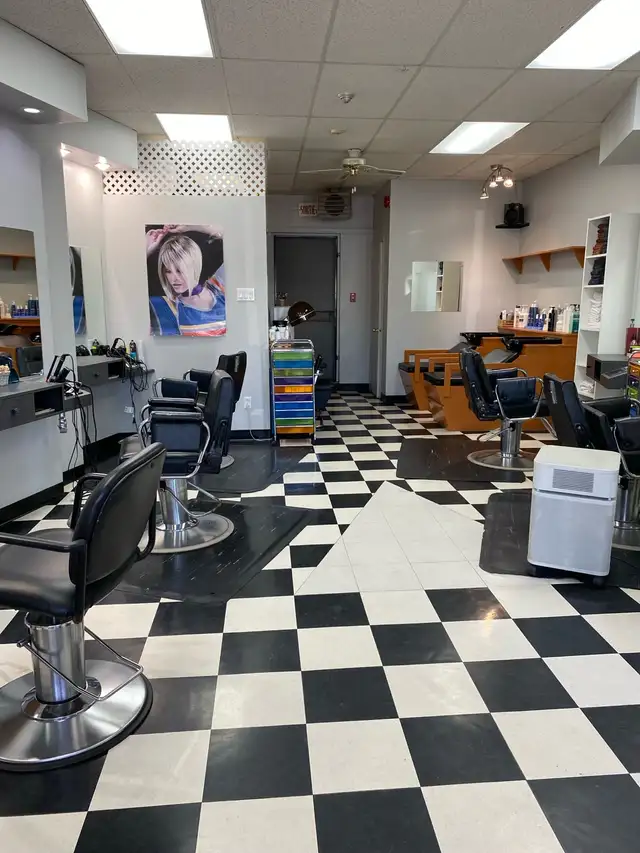 Furniture and equipment for hairdressing salon for sale62865712248835120