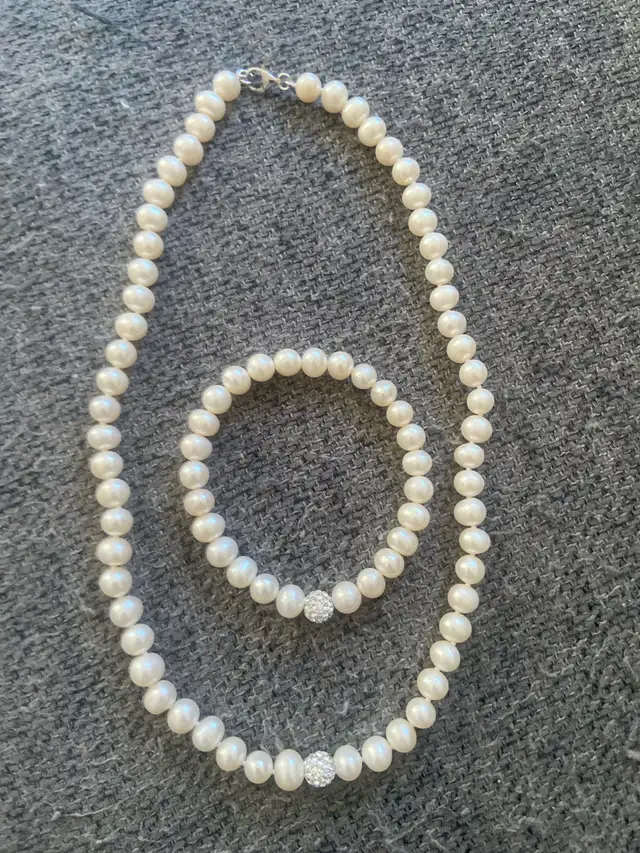 Pearl Set in Jewellery & Watches in Laval / North Shore - Image 2