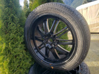 P275/145/R22 rims and tires