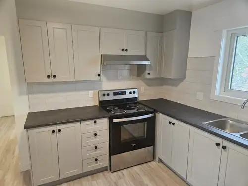 Newly Renovated Modern 2-Bedroom with Community Vibe & Highway Access Welcome Home to 425 Lancaster!...