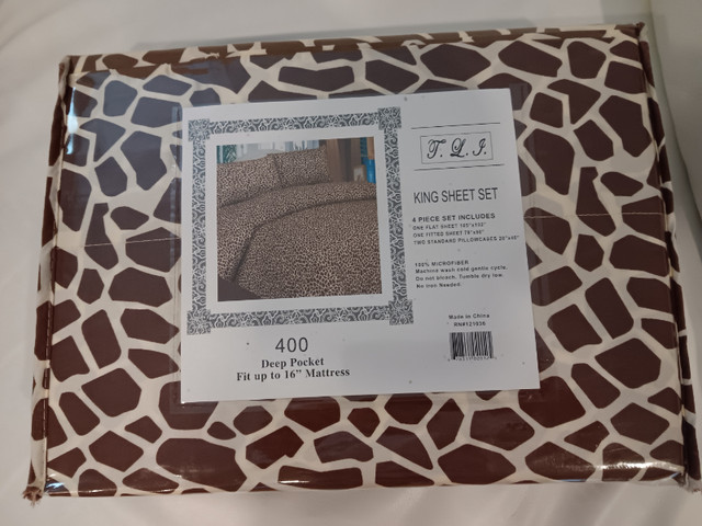 KING SHEET SET ANIMAL PRINT BRAND NEW in Bedding in Belleville