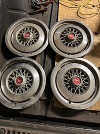 1974-78 mustang hub caps