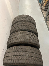 4 Winter tires. BRIDGESTONE BLIZZAK WS90. 235/50 R18