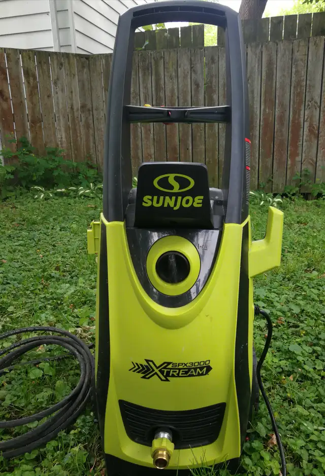 Sun Joe SPX1800 Electric Pressure Washer in Power Tools in Kingston - Image 3