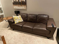 Beautiful MCM Palliser Leather Couches 
