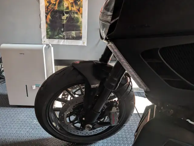 Ducati Diavel 2013 in Sport Bikes in Sudbury - Image 4