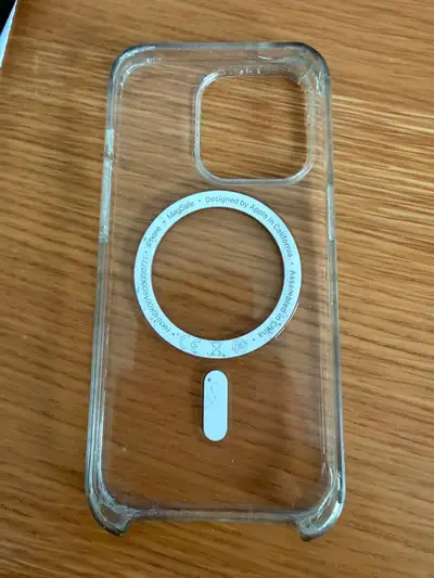Apple iPhone 15 Pro Magsafe clear case, View more