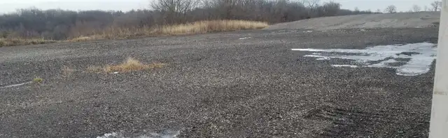 PRIVATE PARKING AND STORAGE-MILTON in Storage & Parking for Rent in Oakville / Halton Region - Image 2