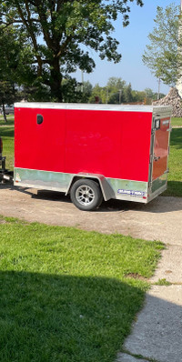 Enclosed trailer - 5x10