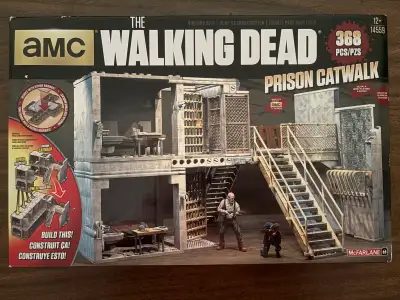 Bring some post-apocalyptic excitement to your collection with this used Walking Dead McFarlane Pris...