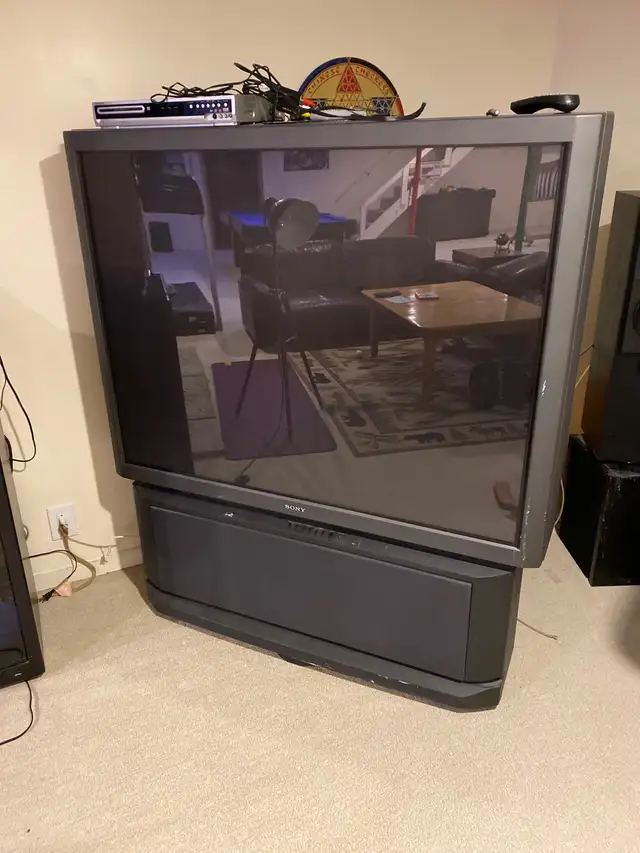 home theatre sony tv in TVs in Ottawa - Image 2