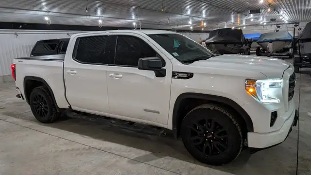 2021 GMC 1500 Elevation Diesel For sale in Cars & Trucks in Kitchener / Waterloo - Image 4