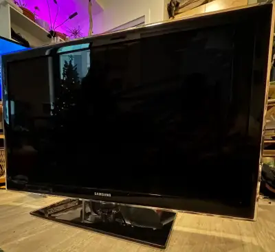 40” Samsung Tv, View more