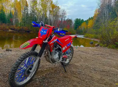 2024 Crf 250f 4500$ obo Lady driven no more than 40 hours, oil was recently changed in may aswell as...