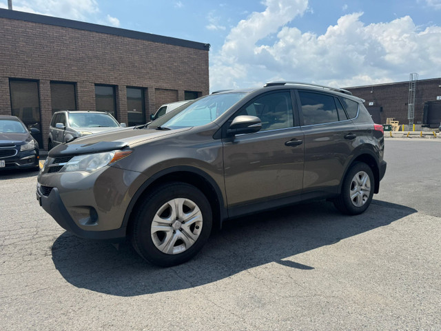 Toyota RAV4 2013 LE in Cars & Trucks in Mississauga / Peel Region