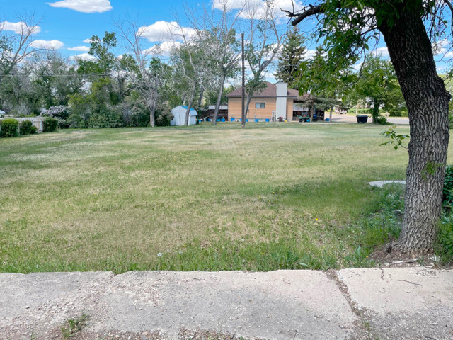 300 3rd Ave. W., Lafleche in Land for Sale in Moose Jaw