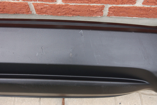OEM 2019 HONDA HR-V REAR BUMPER COVER 71501-T7W-A100 GOOD COND. in Auto Body Parts in Gatineau - Image 3