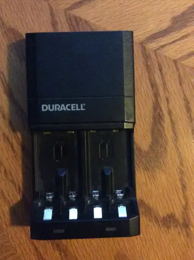 Duracell CEF27NA3 NIMH AA-AAA Battery Charger - Class 2, View more