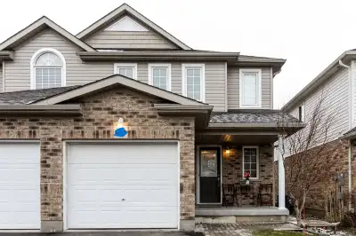 Bright 1-Bedroom Legal Walkout Unit – Private & Convenient!