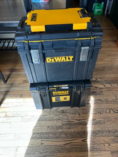 DeWalt tough system 2.0 rolling tool chest, View more