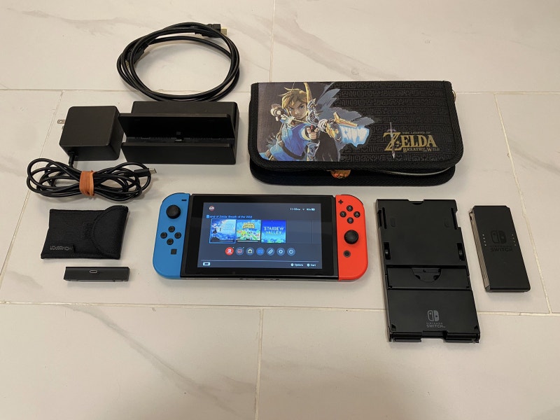 Nintendo Switch V2 with Animal Crossing and Zelda BOTW + DLC Nintendo